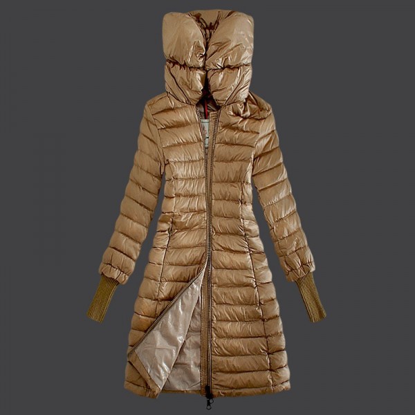 Moncler Donna lungo Giù bavero del cappotto la regina Khaki Presa M1016